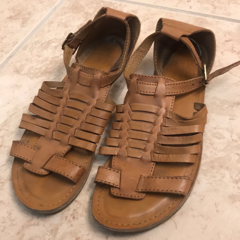 Sandals/huaraches